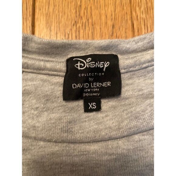 Disney, mickey mouse graphic cropped raw hem long sleeve pullover sweater sz XS - Picture 7 of 8
